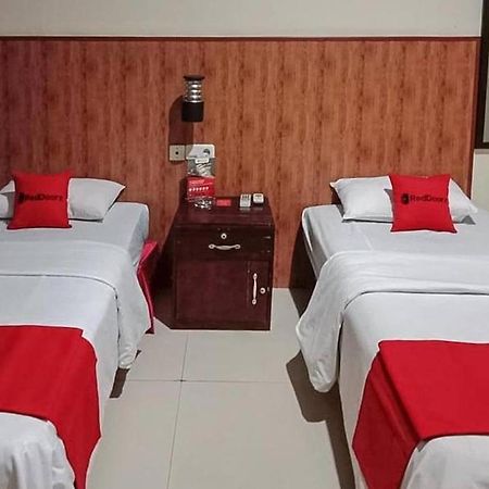 Reddoorz @ Sorong City Center Kültér fotó